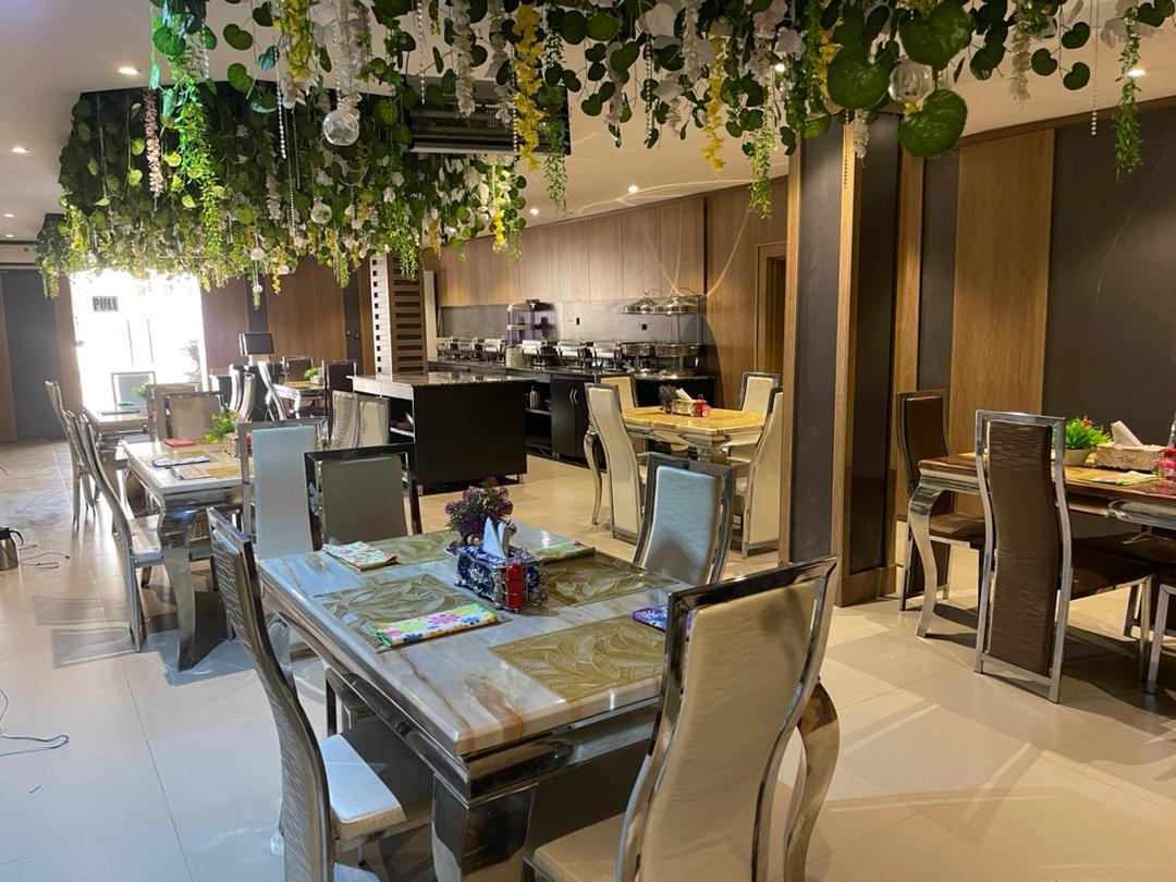 Zigi Hotel Restaurant